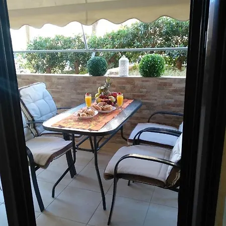 Апартаменти Elena's House *